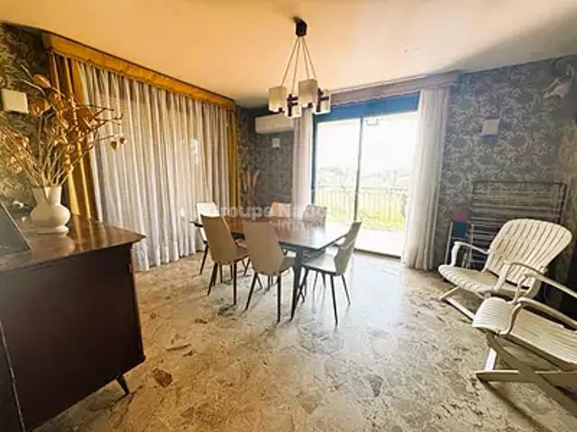 Vernoux en Vivarais 07240 Achat / Vente maison 7 pièces t7 au dernier étage terrasse