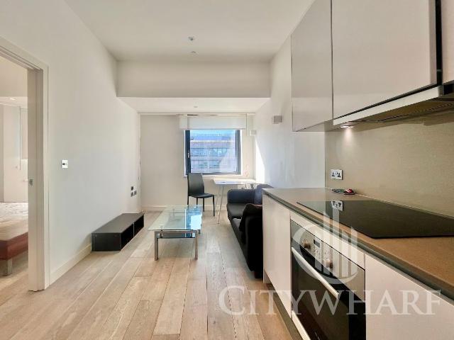 Verona Apartments, Wellington Street, Slough, Berkshire SL1, 1 bed flat to rent, £1,300 pcm | PrimeLocation