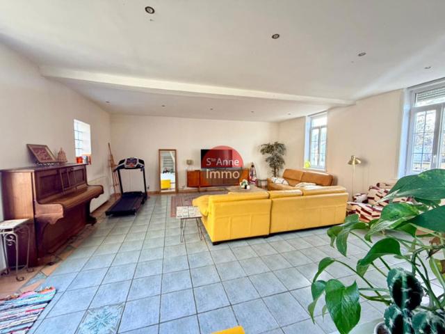 Vers sur selles maison 200 m2 5 chambres bureau te