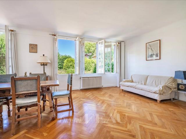 Versailles Maison familiale avec studio indépendant et gar. 183m² Versailles