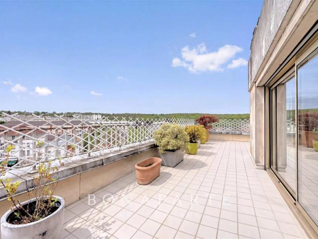 Versailles Appartement Duplex 112 m² 111m² Versailles