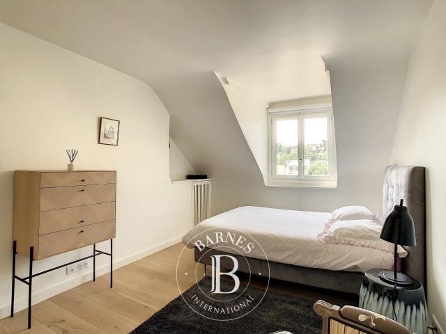 Versailles, Appartement 3 Chambres 84 m² en location