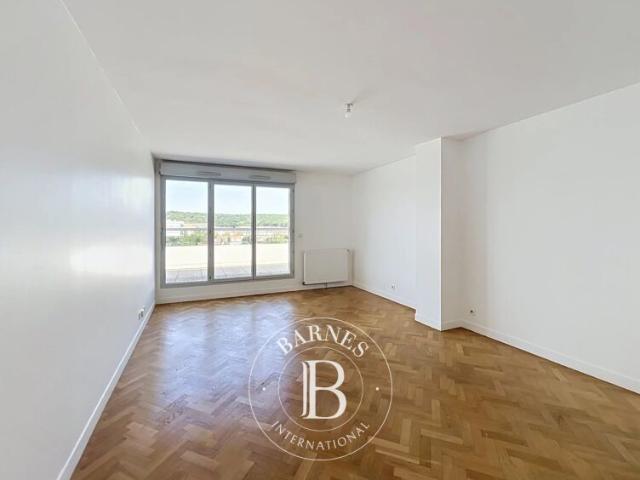 Versailles, Appartement 3 Chambres 86 m² en location