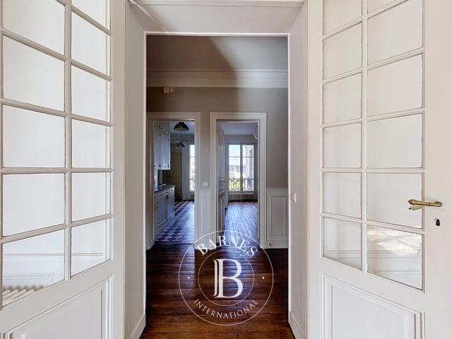 Versailles, Appartement 4 Chambres 142 m² en location