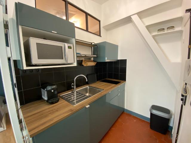 Versailles Centre Ville Studio meublé TBE 18m²