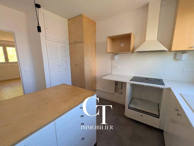 Versailles Chantiers/Porchefontaine? Appartement 3 pièces à la