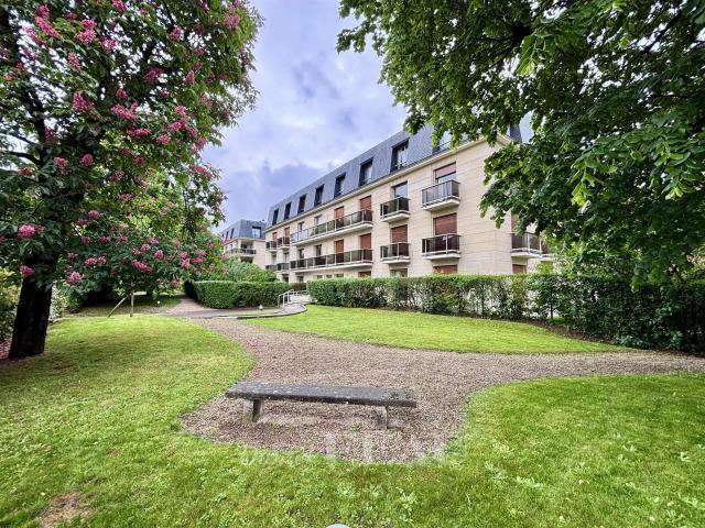 Versailles Clagny Glatigny Appartement 2 pièces avec bal. 46m² Versailles