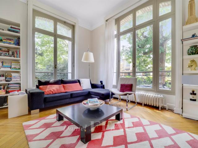VERSAILLES RIVE DROITE Appartement 3/4 pièces avec jardin. 85m² Versailles
