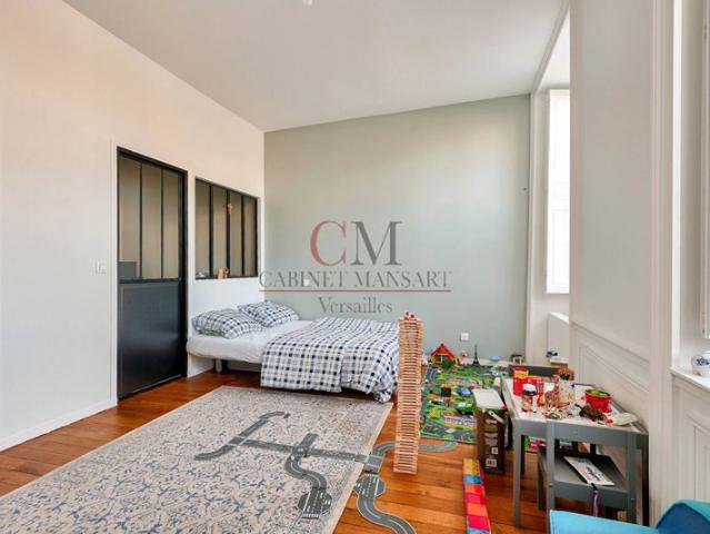 VERSAILLES SAINT LOUIS APPARTEMENT