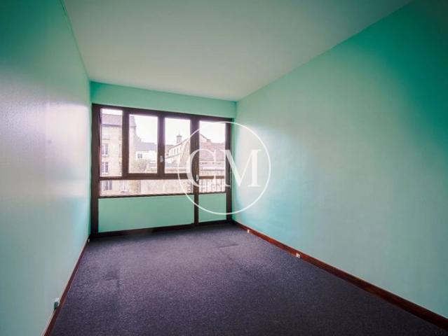 VERSAILLES SAINT LOUIS APPARTEMENT ASC PARKING
