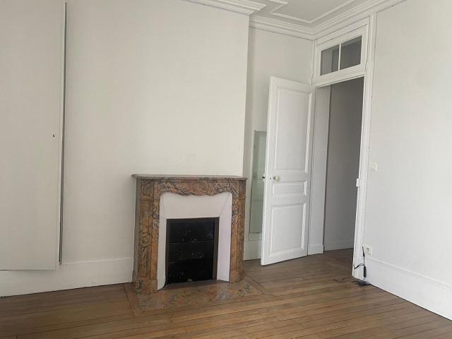 VERSAILLES SAINT LOUIS APPARTEMENT