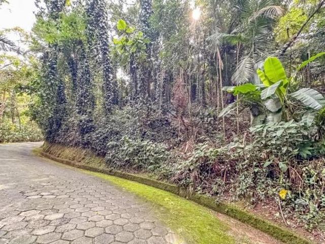 Deslumbrante terreno residencial para venda em Condomínio Iolanda, 5,339m² maria pereiro#Y057B