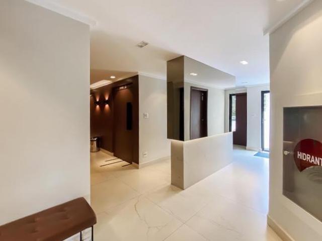 Sensacional apartamento para venda em Parque Maria Domitila com 2 quartos, 56m²