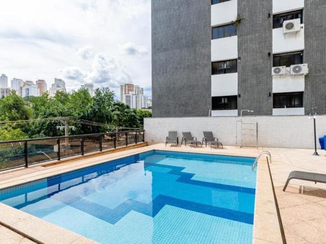 Versátil apartamento para venda em Santa Cecília com 3 quartos, sendo 3 suítes, 305m² corretorsinc
