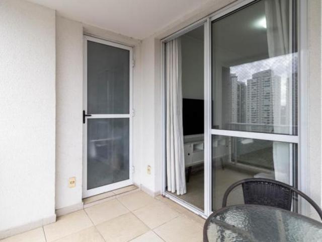 Deslumbrante apartamento para venda em Vila Anastácio com 2 quartos, sendo 1 suíte, 66m² leilaricc