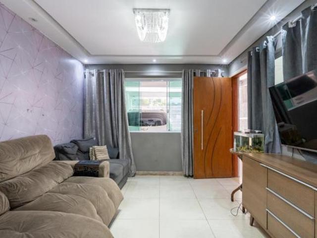 Deslumbrante sobrado para venda em Jardim Três Marias com 4 quartos, sendo 2 suítes, 160m²
