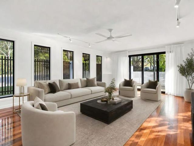 Versatile 5 or 6 bedroom family home in Paddington