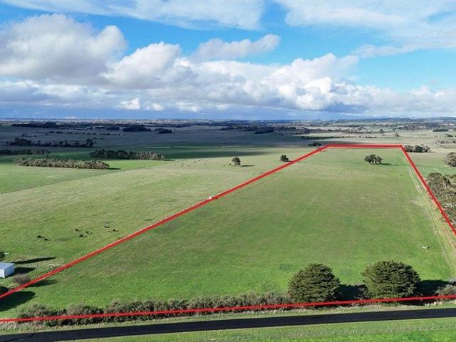 VERSATILE COLAC DISTRICT ACREAGE