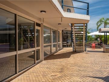 Tuncurry, Crawford River - Air conditioning