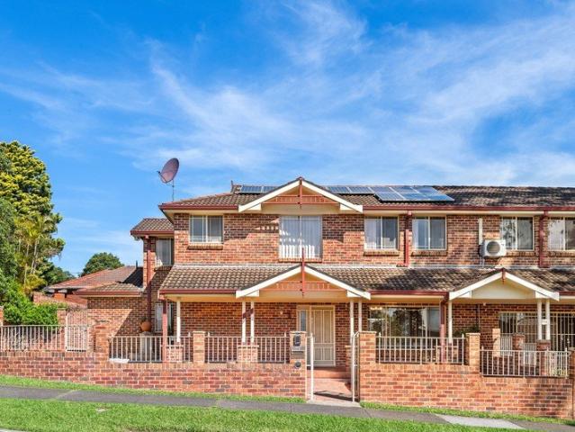 Versatile Corner Set Duplex Promising Quiet Family Friendly Lifestyle