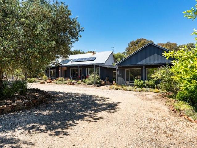 Versatile Acreage Lifestyle with Stunning Views