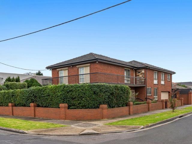 Self Contained Family Wing Meets Flexible Double Storey Living on a Prime Corner Allotment