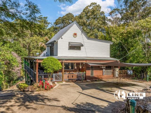 Versatile Dual Living Home Set Amongst Nature at 136 Panorama Drive, Rosemount