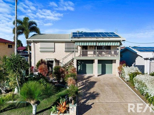 Versatile Dual Living Opportunity in the Heart of Pialba
