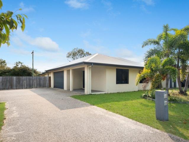 Versatile Duplex With Great Investment Return