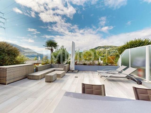 Versatile e con grande terrazzo panoramico soleggiato