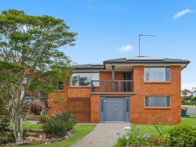 Versatile family entertainer with scenic views The size will surprise