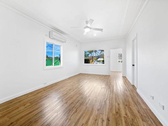 VERSATILE FAMILY HOME CLOSE TO EVERYTHING
