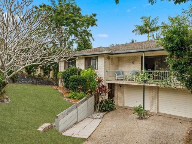 Versatile Family Home in a Quiet Position