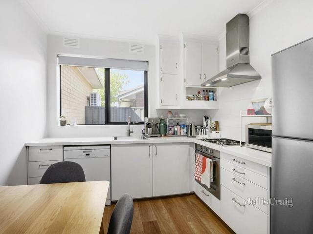 Versatile Family Home in Prime location all utilities included in rent