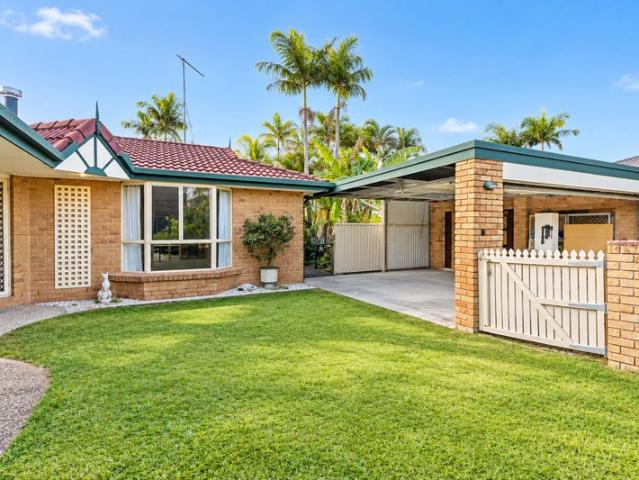 Versatile Family Home with Pool, Gazebo & Study!