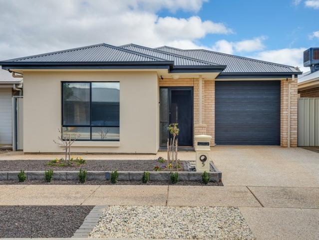 Versatile Family Living