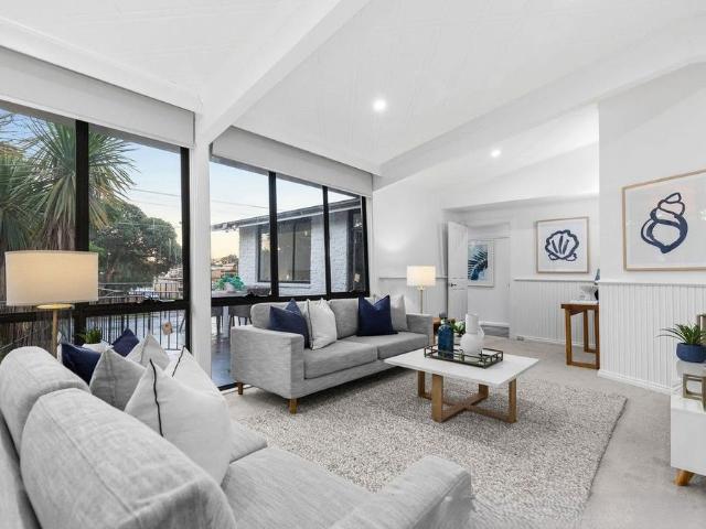 Versatile Family Living with Flexible Spaces