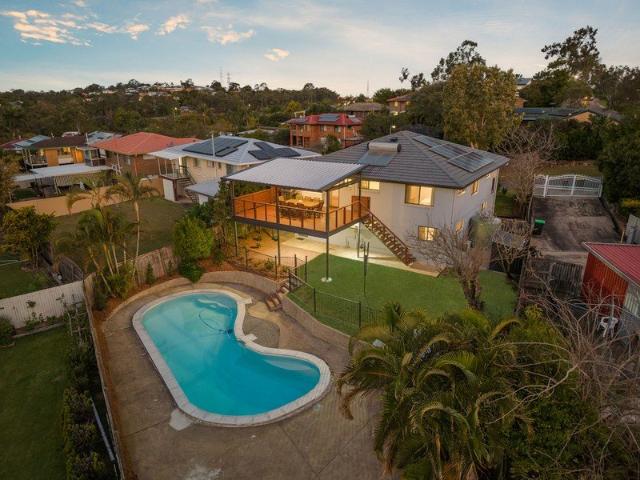Versatile Family Living with Pool, Mountain Views, Expansive Entertaining & Elevated Lifestyle Appeal