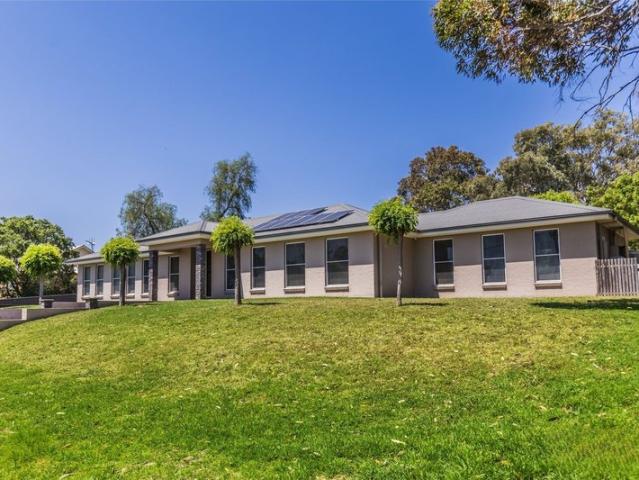 Versatile Family Living with Space, Shedding & Self Contained Accommodation