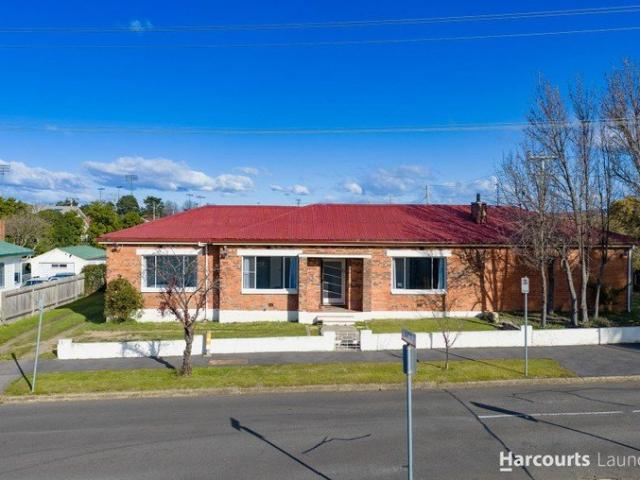Versatile Family Living in Mowbray