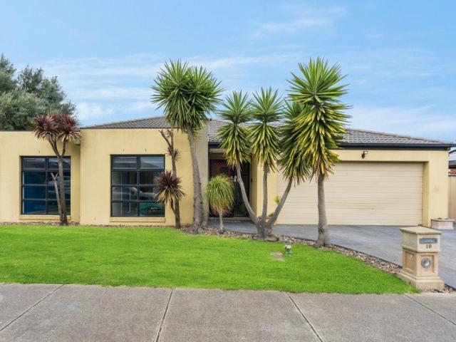 Versatile Family Living In Rose Park