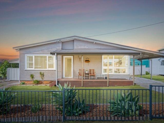 Versatile Family Living Inside & Out