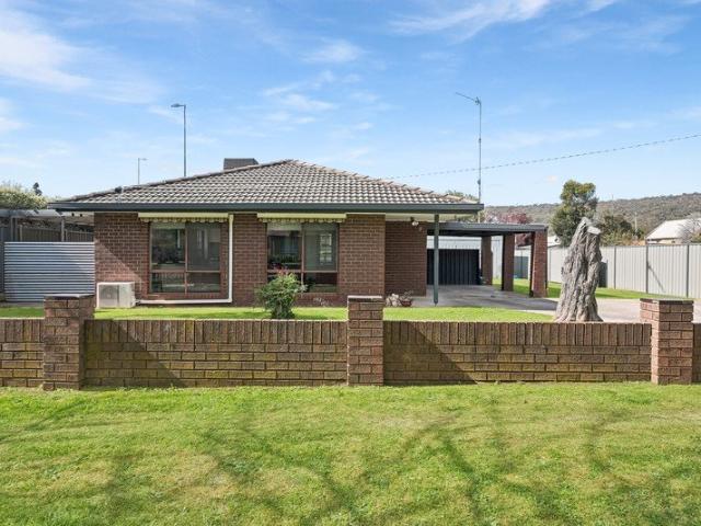 VERSATILE HOME WITH ROOM TO GROW