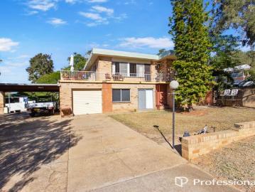 VERSATILE INVESTMENT OPPORTUNITY IN KOORINGAL