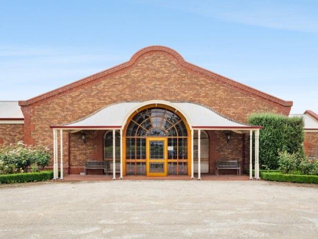 Versatile Opportunity in the Heart of Coonawarra