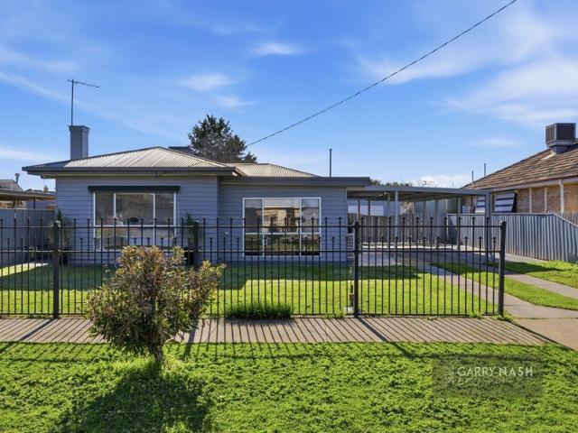 VERSATILE LIVING IN THE WEST END