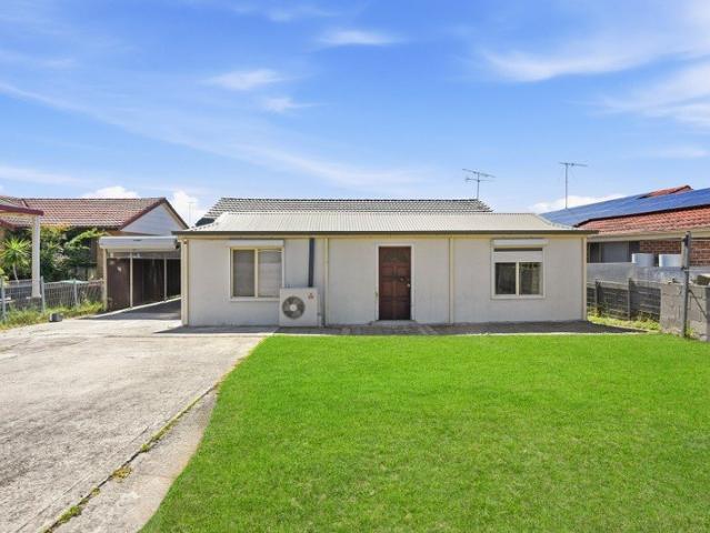 Versatile Living with Additional Rental Income Potential