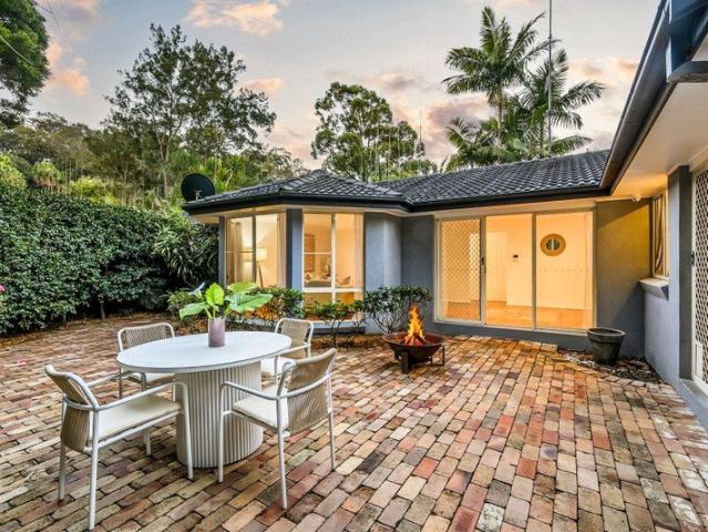 Versatile Single Level Home with Separate Accommodation