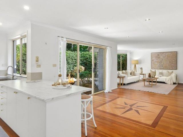Versatile Single Level Home with Separate Accommodation