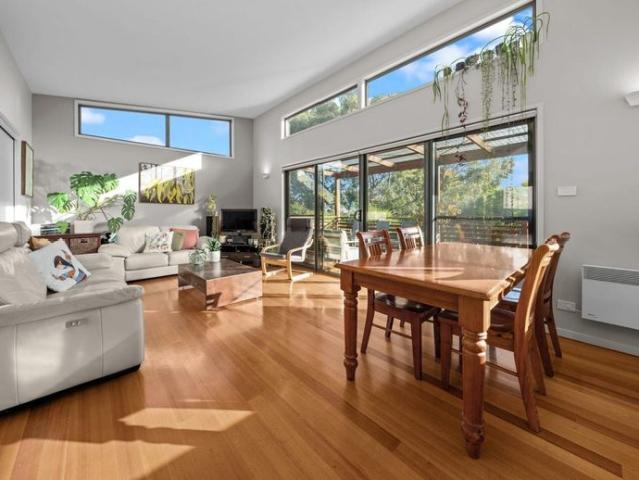Versatile & Spacious Home – Pet Friendly